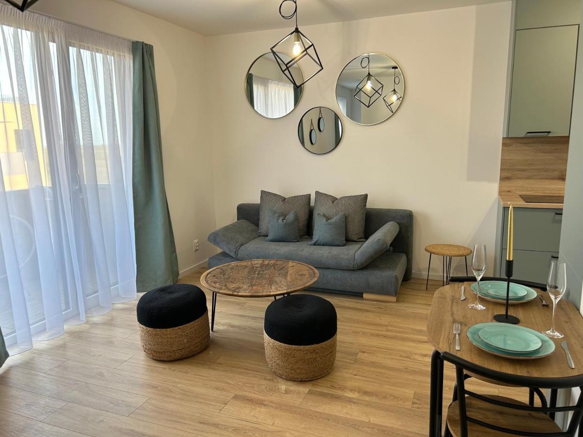 Cozy 1-Bedroom Condo Miloslavov Exteriér fotografie